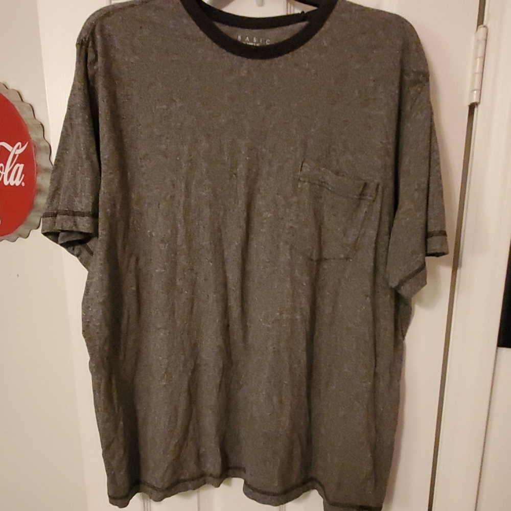 Mens XL Basics Shirt